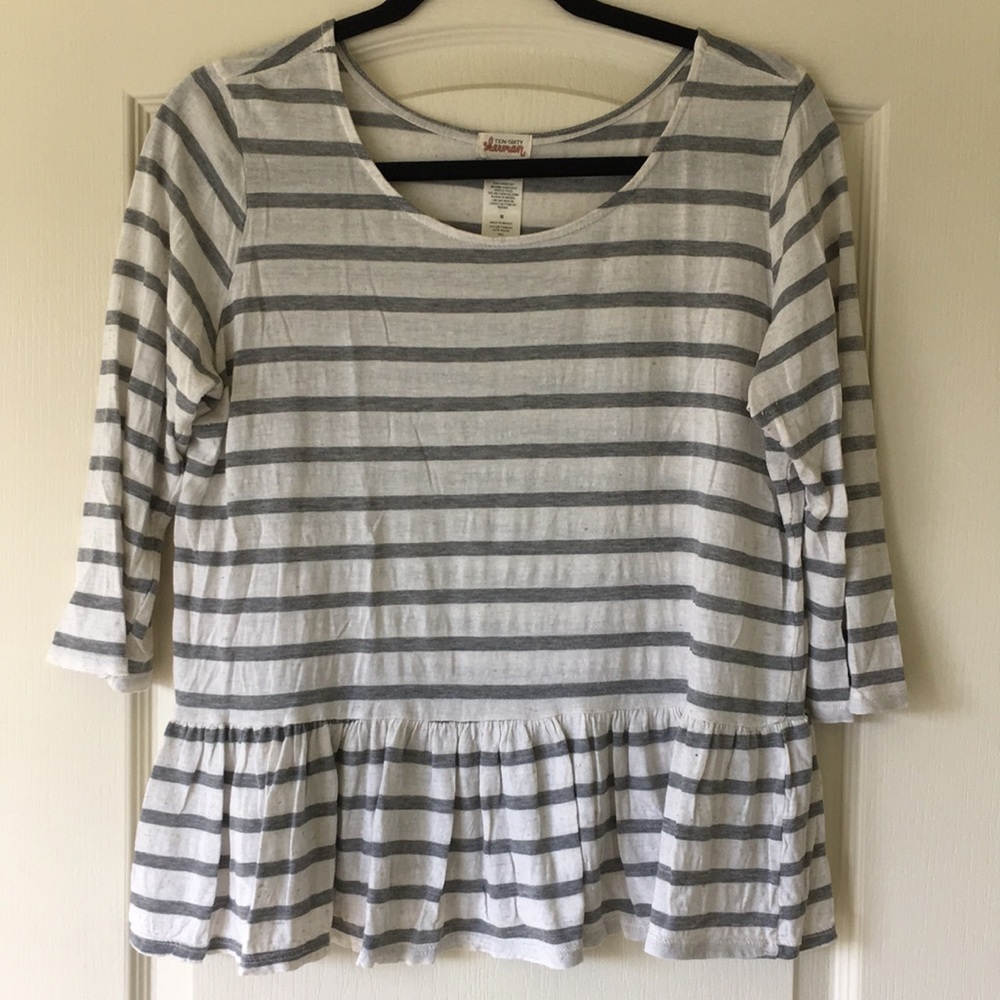 3/4 sleeve relaxed peplum style top